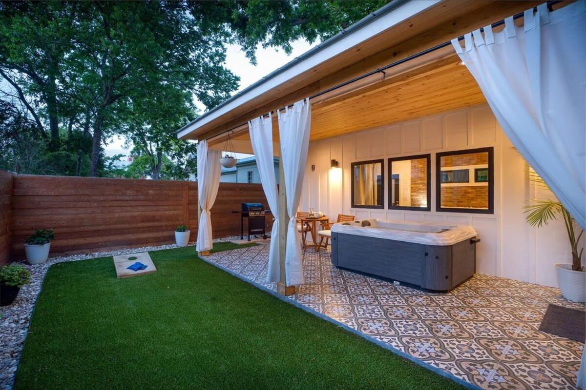 Petit Paradis With Hot Tub