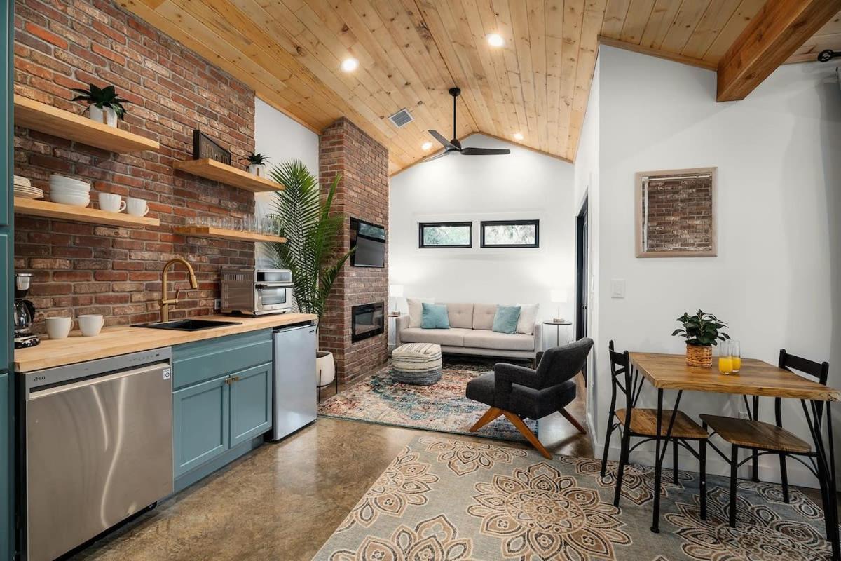Petit Paradis With Hot Tub Apartamento Fredericksburg